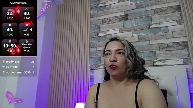 marie hss online show from December 29, 8:55 am