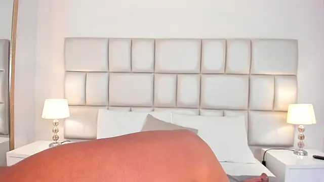 Snapshot of DojaAissha chatting on January 29, 3:33 am DojaAissha online show from January 29, 3:33 am