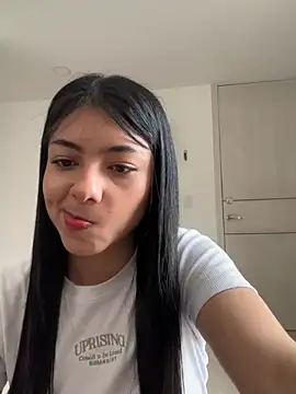 Liissa cute  online show from July 27, 9:11 pm