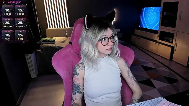 The love project online show from February 23, 10:07 pm