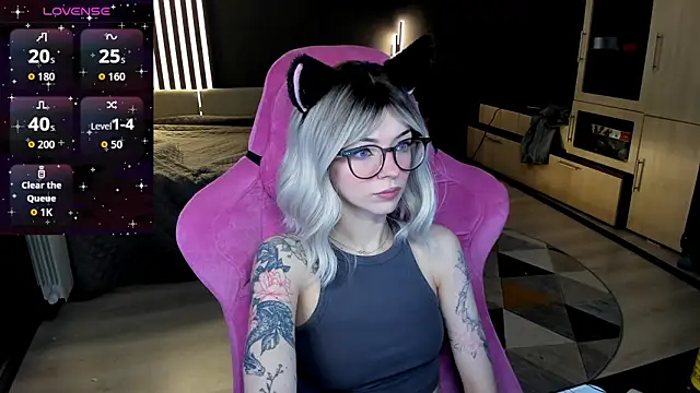 The love project online show from March 18, 11:08 pm