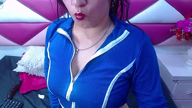 MariaClay online show from March 7, 5:38 pm