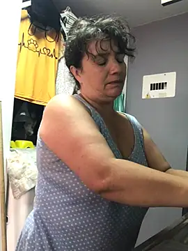 Sweeetness Milf online show from January 7, 6:24 pm