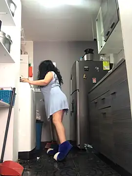 Sweeetness Milf online show from February 12, 4:55 pm