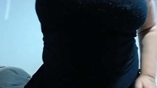 Sweeetness Milf online show from March 21, 11:23 pm