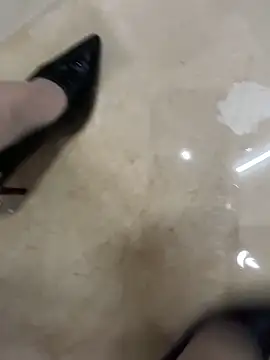 andii-1 online show from February 8, 5:18 am