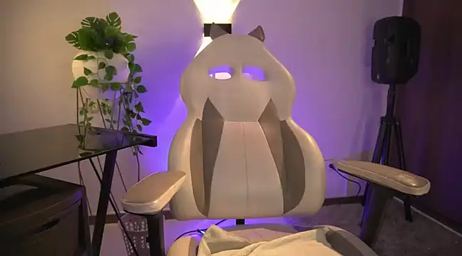 appolo allen online show from March 7, 10:54 pm