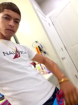 Yoko0381 online show from November 12, 6:47 am