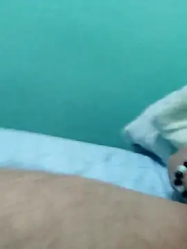 Snapshot of Luisf1267 chatting on December 16, 2:49 am Luisf1267 online show from December 16, 2:49 am