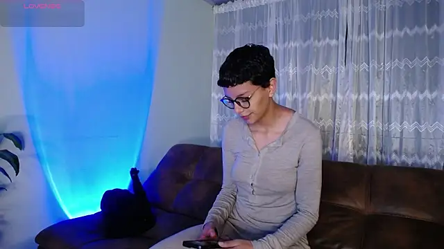 peyton golden1 online show from March 19, 1:21 am