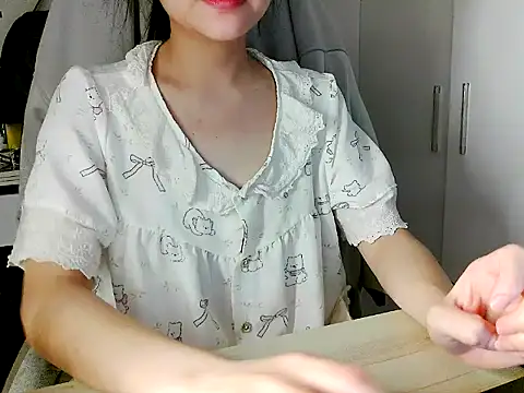 Yin-girl online show from February 1, 6:28 pm