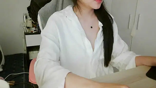 Yin-girl online show from April 2, 1:47 am