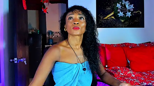 KimberlyBanks2 online show from December 27, 11:50 am