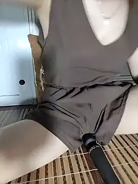 Wettpussyxx online show from June 14, 4:42 pm