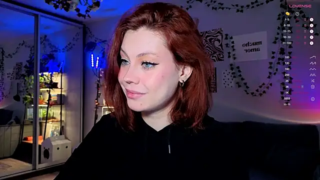 Snapshot of Your_Corvus chatting on November 10, 9:41 am Your Corvus online show from November 10, 9:41 am