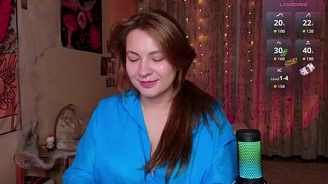 Snapshot of LisaCase chatting on October 18, 5:46 pm LisaCase online show from October 18, 5:46 pm