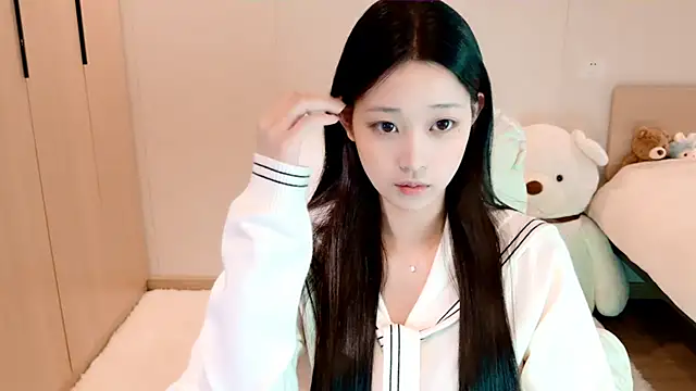 Snapshot of Xueb_J chatting on January 18, 6:34 am Xueb J online show from January 18, 6:34 am