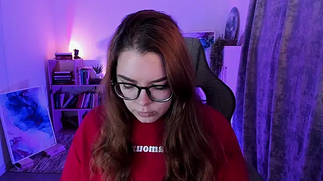 Snapshot of KeytSilvas chatting on October 9, 9:07 am KeytSilvas online show from October 9, 9:07 am