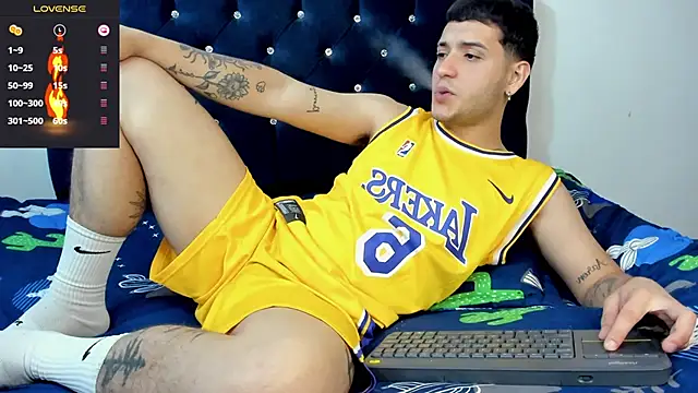 Noha white online show from February 10, 9:15 pm