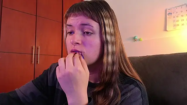 NEXT DOOR GIRL  online show from December 14, 1:27 pm