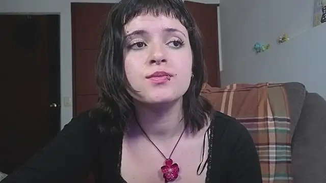 Snapshot of NEXT_DOOR_GIRL_ chatting on April 21, 10:34 pm NEXT DOOR GIRL online show from April 21, 10:34 pm