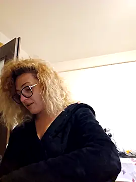 Selenna emma online show from November 12, 2:50 pm