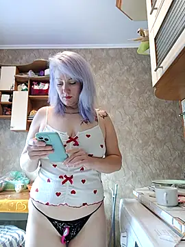 Tina Alev online show from September 26, 6:06 am