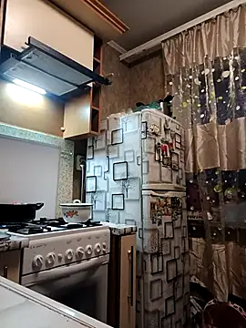 Tina Alev online show from November 29, 6:55 pm