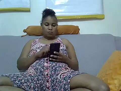 browndolly12 online show from October 14, 4:13 am