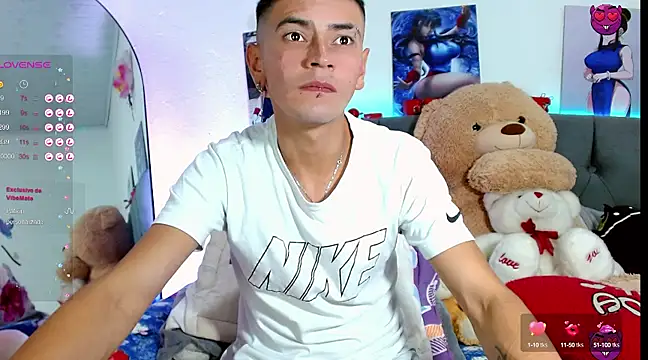  snopyy  online show from March 13, 9:59 pm