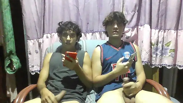 Snapshot of pedrodavid_ chatting on October 19, 12:00 am pedrodavid online show from October 19, 12:00 am