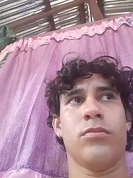 Snapshot of pedrodavid_ chatting on November 28, 1:14 pm pedrodavid online show from November 28, 1:14 pm