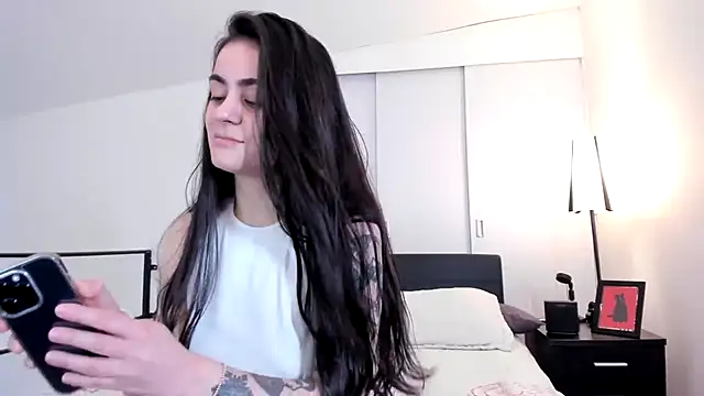 guccipussy1 online show from December 7, 4:25 pm