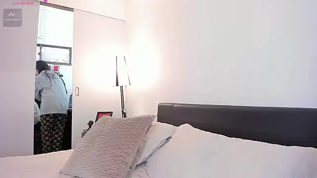 guccipussy1 online show from January 9, 3:23 pm