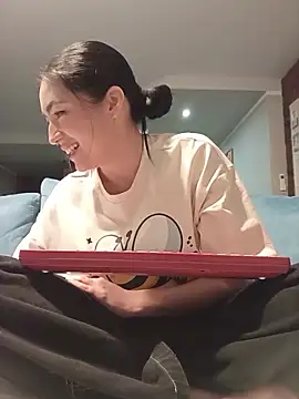 ThailyCherry online show from February 24, 7:12 pm