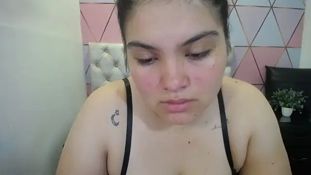 Marinasexxx online show from March 24, 6:46 pm