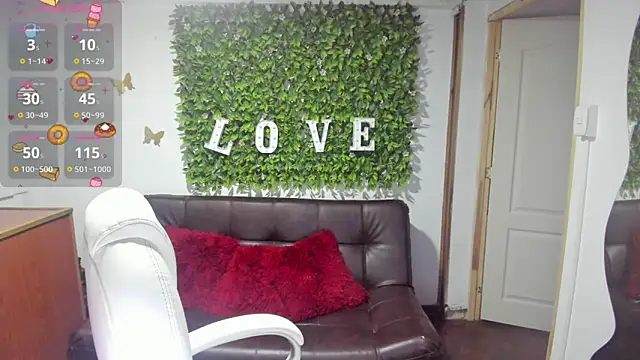 Enma  clark online show from March 6, 7:10 pm