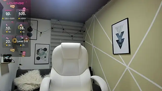 Snapshot of Enma__clark chatting on November 24, 4:12 am Enma clark online show from November 24, 4:12 am