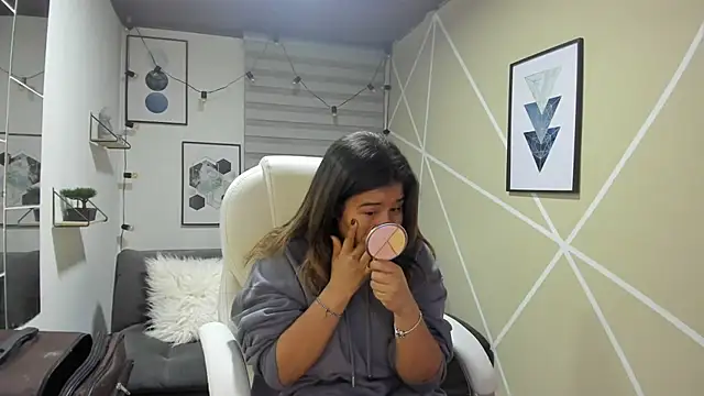 Snapshot of Enma__clark chatting on November 25, 3:39 am Enma clark online show from November 25, 3:39 am