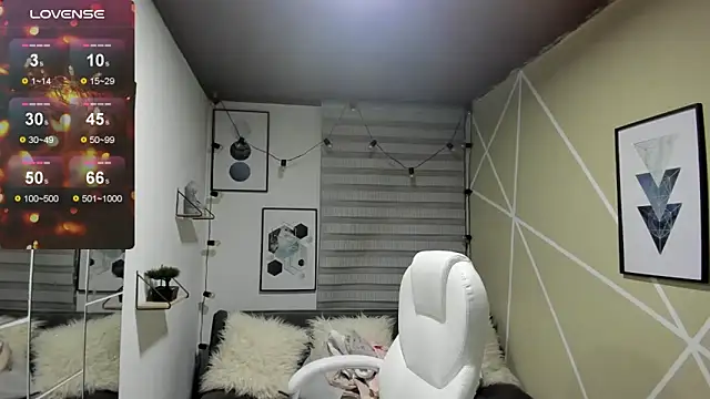 Snapshot of Enma__clark chatting on December 20, 4:08 am Enma clark online show from December 20, 4:08 am