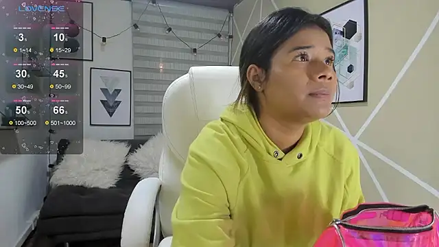 Enma  clark online show from January 16, 4:27 am