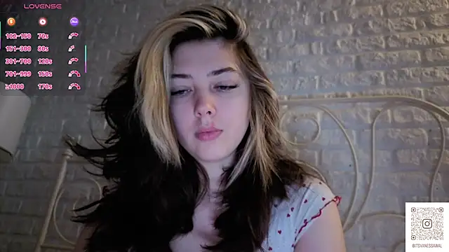 Snapshot of Vanessa_Walters chatting on February 27, 3:06 am Vanessa Walters online show from February 27, 3:06 am
