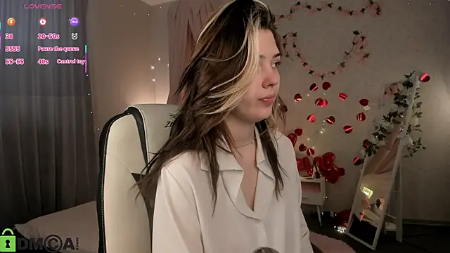 Snapshot of Vanessa_Walters chatting on March 27, 3:01 am Vanessa Walters online show from March 27, 3:01 am