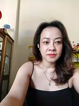 Snapshot of Baby-bigboobs2024 chatting on January 20, 7:25 am Baby-bigboobs2024 online show from January 20, 7:25 am