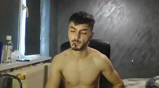 Snapshot of XXXdonXXX chatting on December 5, 8:44 am XXXdonXXX online show from December 5, 8:44 am