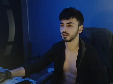 Snapshot of XXXdonXXX chatting on January 8, 9:22 am XXXdonXXX online show from January 8, 9:22 am