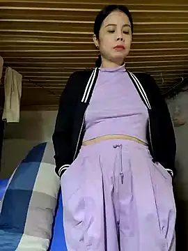Tinease online show from February 21, 11:22 am