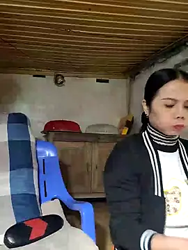 Tinease online show from February 24, 8:17 am