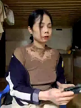 Tinease online show from February 26, 5:20 am