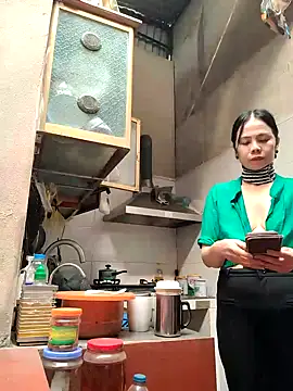 Tinease online show from March 19, 1:54 am